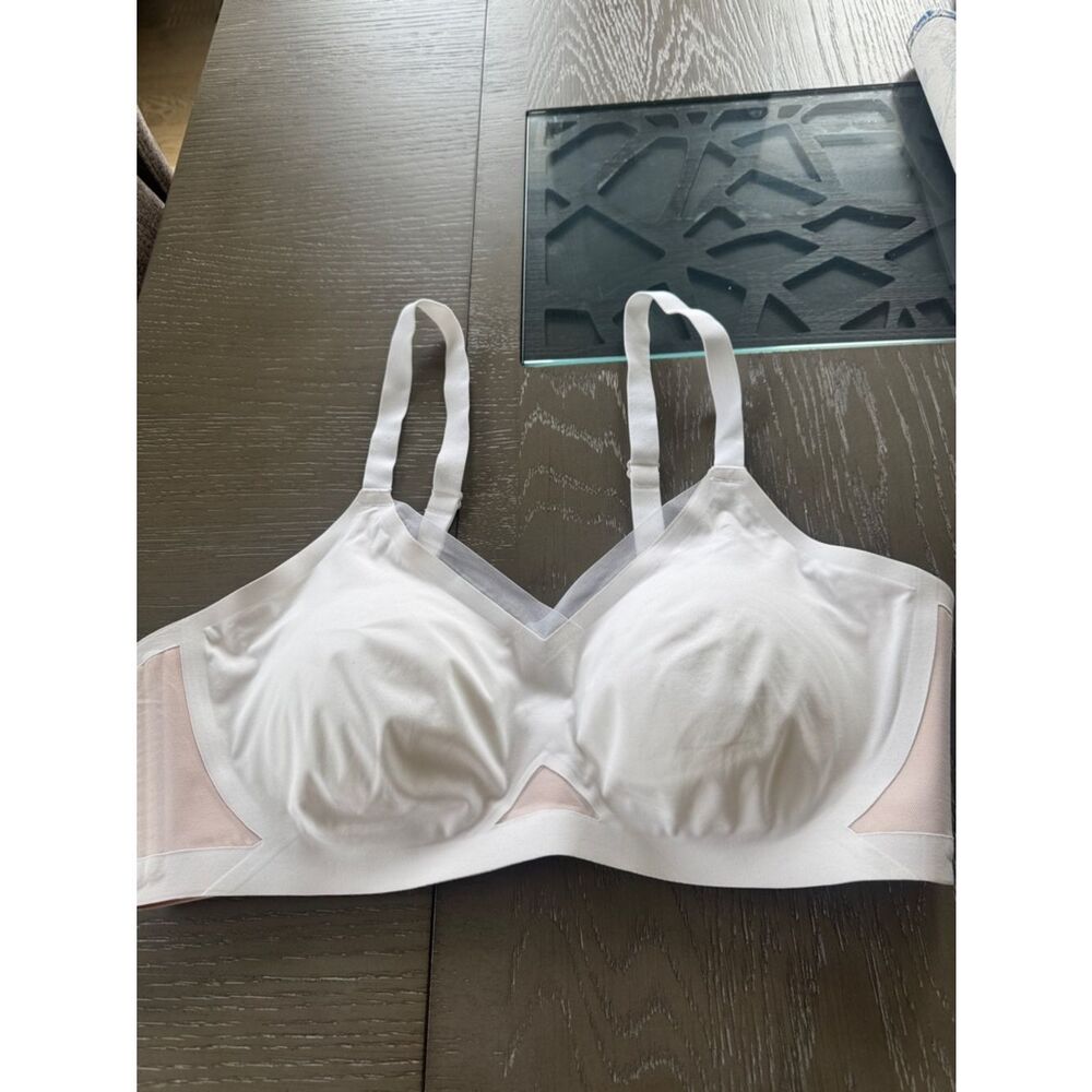 Honeylove Crossover White Mesh Details Smooth Silhouette Bra Padded Size 2X EUC